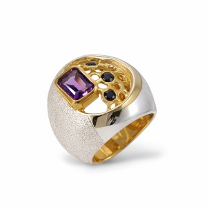 Gold-plated silver ring with pink topaz and rough sapphires, handcrafted by Dono Di Dio Jewels